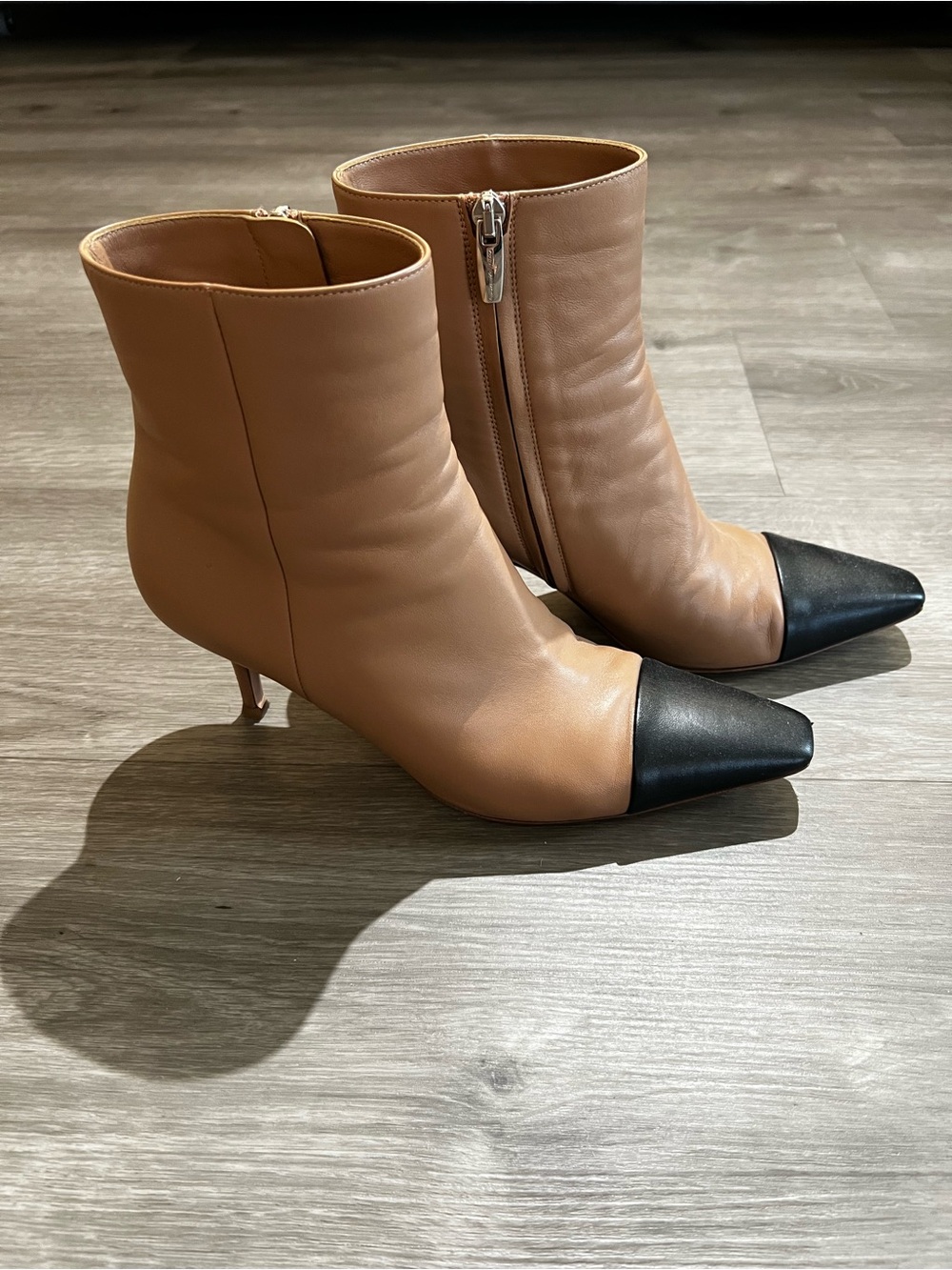 Gianvito Rossi black & tan leather ankle boots - Picture 5 of 9